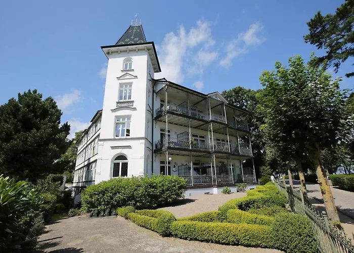 Ruhige Fewo Direkt Am Strand, Villa Stranddistel, Binz